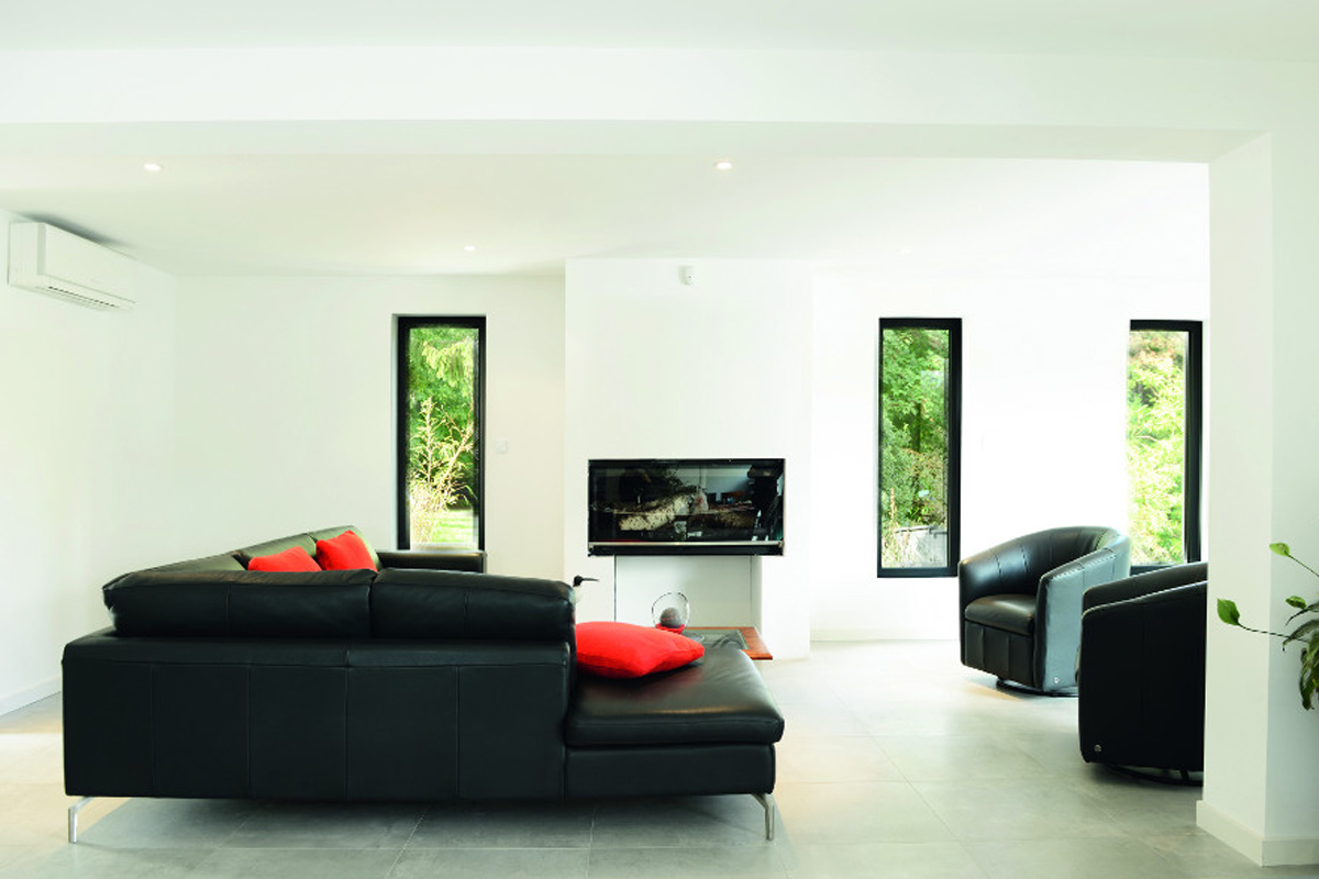 Vente et pose de fenetre alu et baie vitrée alu Komilfo à Nice 06