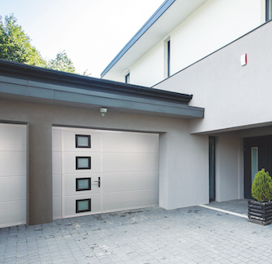 Pose de porte de garage sectionnelle Nice 06200 06100