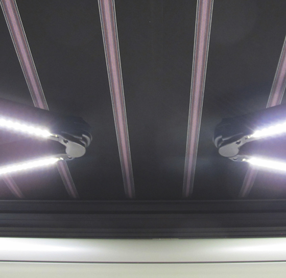 Store banne éclairé par des leds intégrés Nice ouest et Nice nord